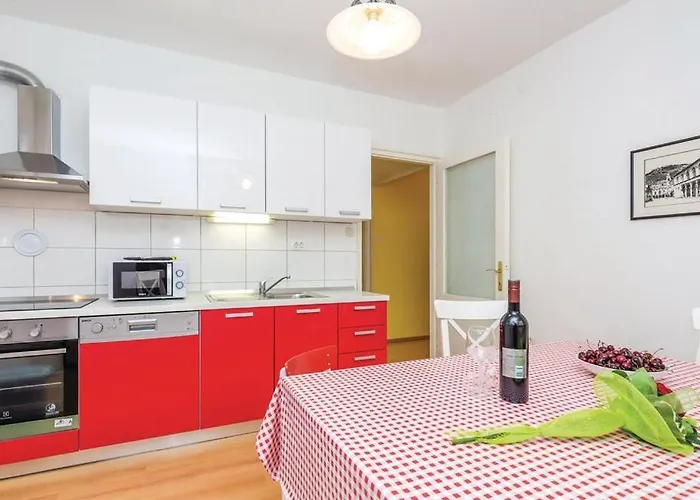 Marsanic Apartment *
