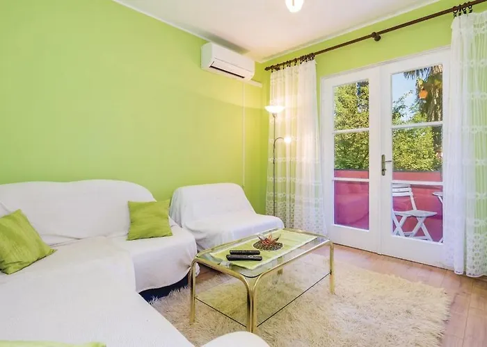 Marsanic Apartment Lovran